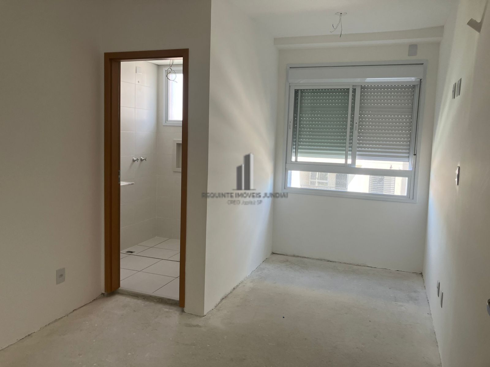 Apartamento à venda com 2 quartos, 72m² - Foto 4