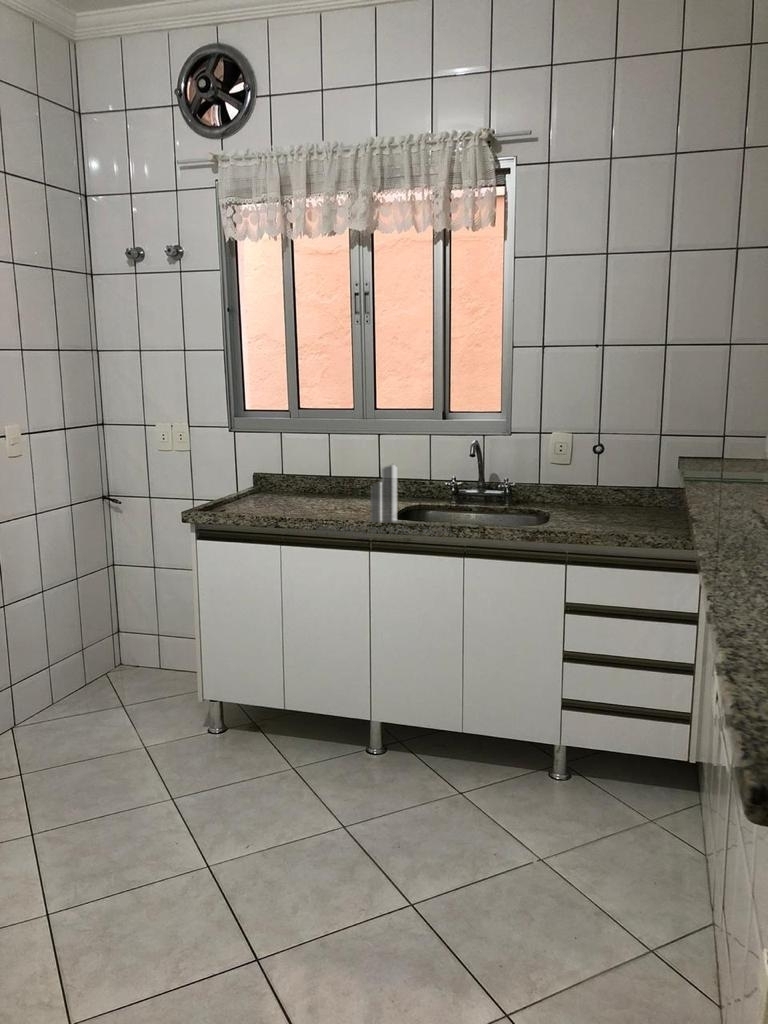 Casa à venda com 3 quartos, 129m² - Foto 7