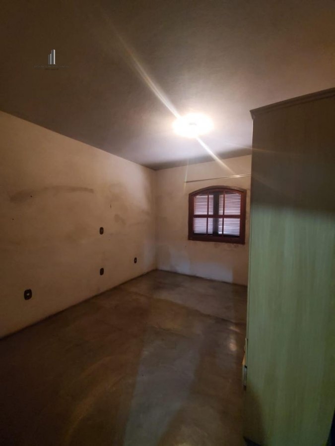 Casa à venda com 4 quartos, 198m² - Foto 12