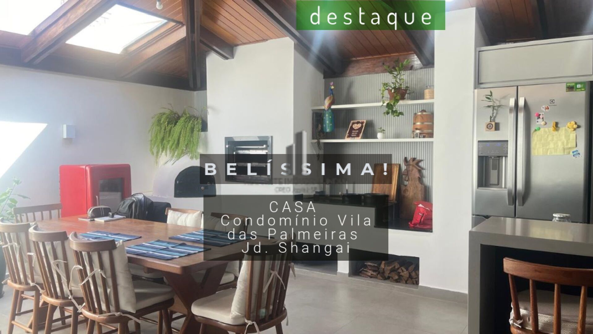 Casa de Condomínio à venda com 4 quartos, 160m² - Foto 1