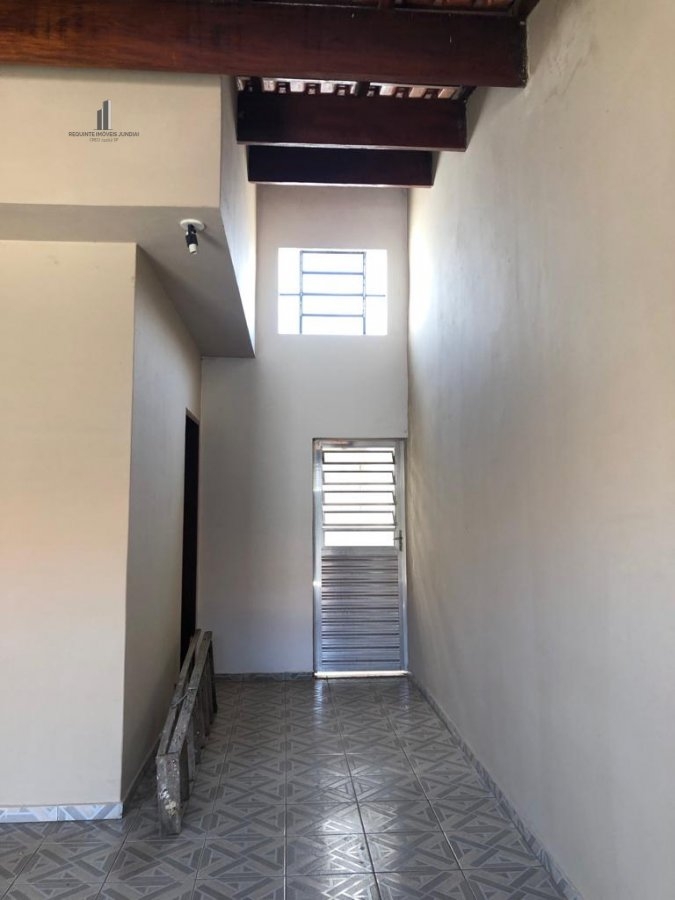 Casa à venda com 2 quartos, 110m² - Foto 4