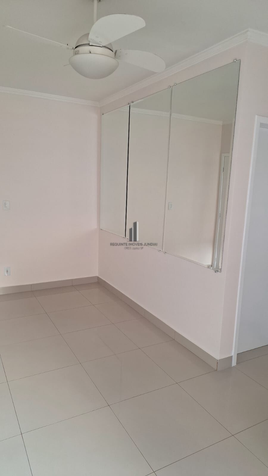 Apartamento à venda com 2 quartos, 55m² - Foto 3