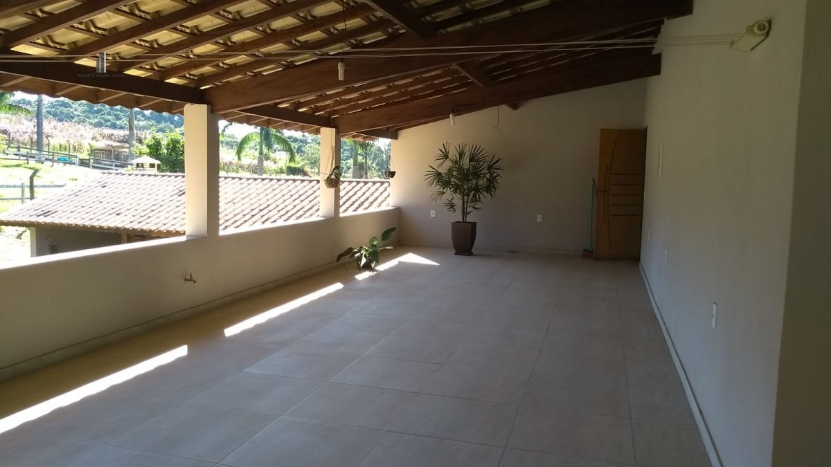 Fazenda à venda com 4 quartos, 450m² - Foto 13