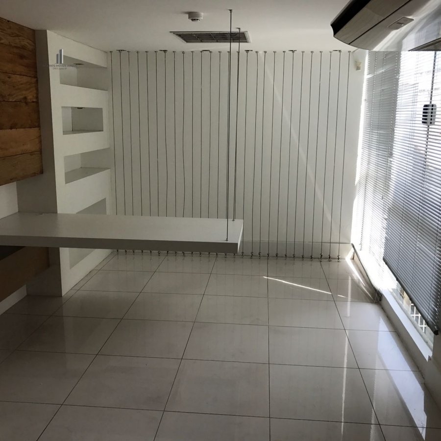 Prédio Inteiro para alugar, 1400m² - Foto 13