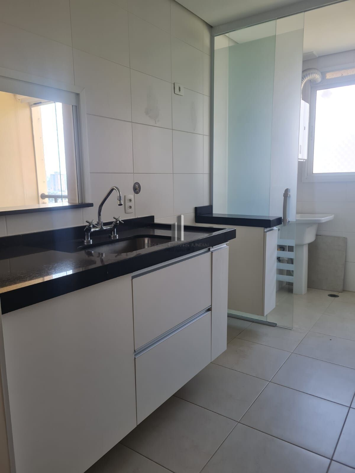 Apartamento à venda com 2 quartos, 82m² - Foto 4