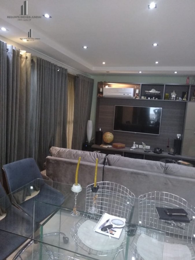 Apartamento para alugar com 4 quartos, 175m² - Foto 4