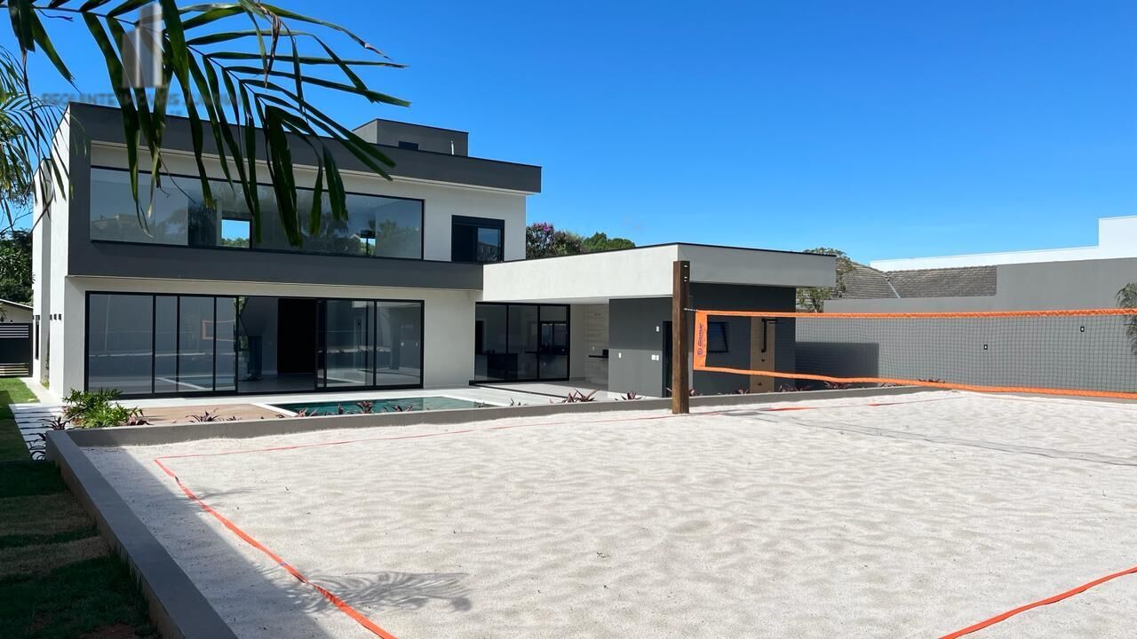 Casa de Condomínio à venda com 4 quartos, 333m² - Foto 4