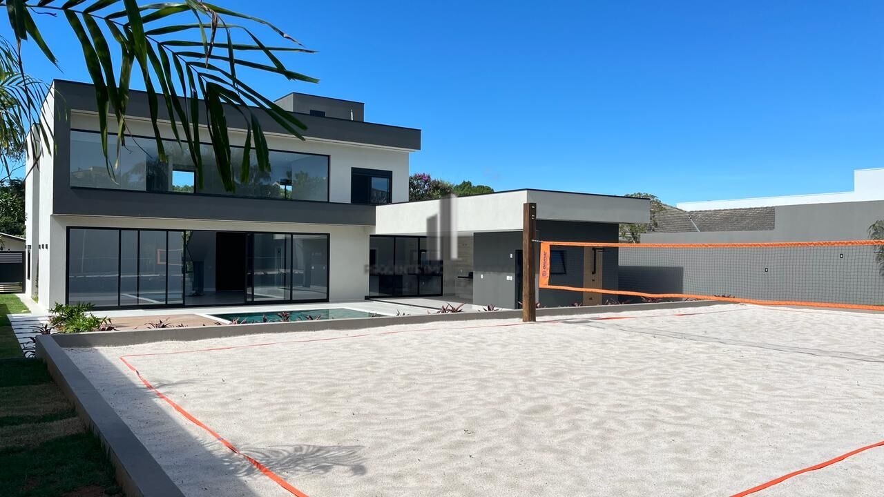 Casa de Condomínio à venda com 4 quartos, 333m² - Foto 4