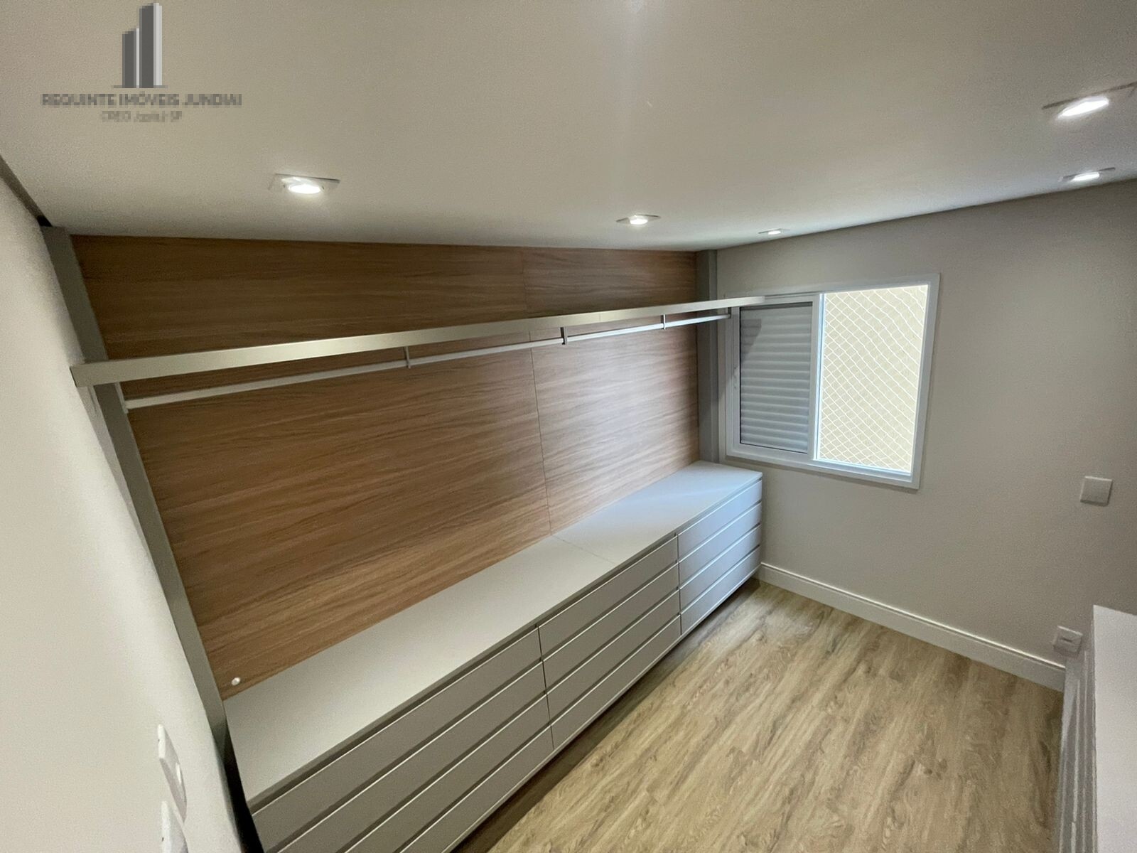 Apartamento à venda com 3 quartos, 113m² - Foto 13