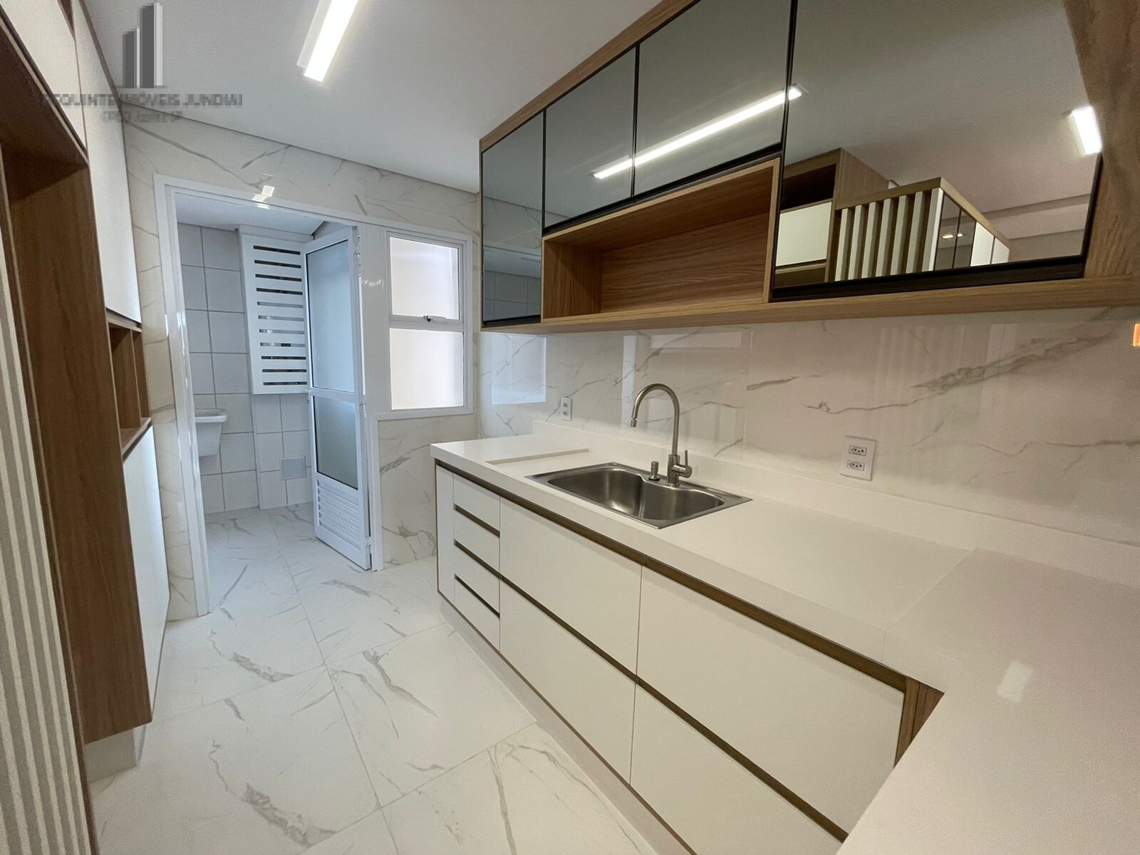 Apartamento à venda com 3 quartos, 113m² - Foto 10