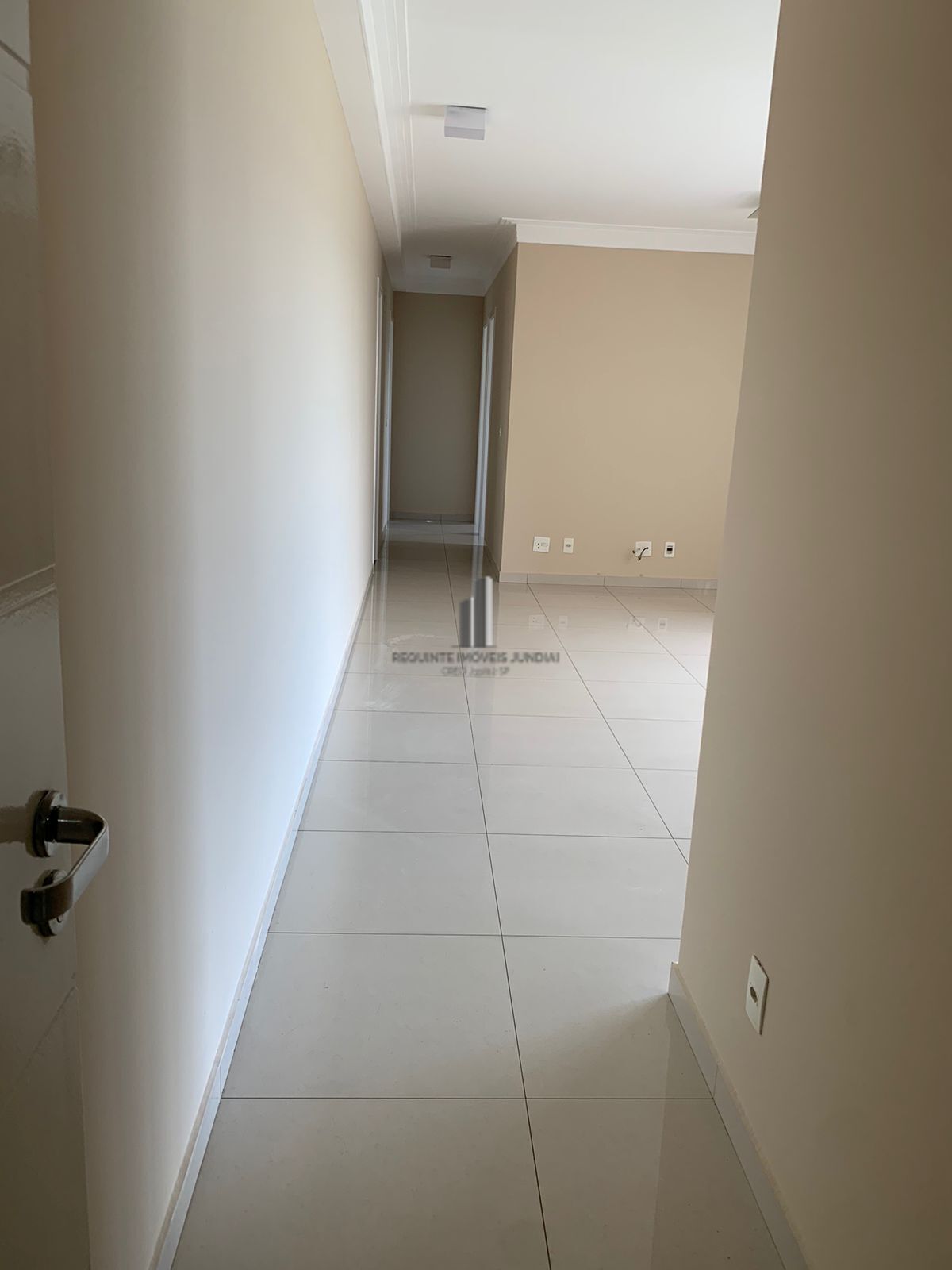 Apartamento para alugar com 3 quartos, 92m² - Foto 8