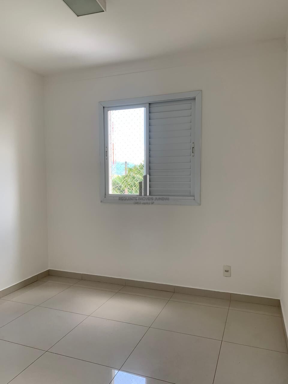 Apartamento para alugar com 3 quartos, 92m² - Foto 10