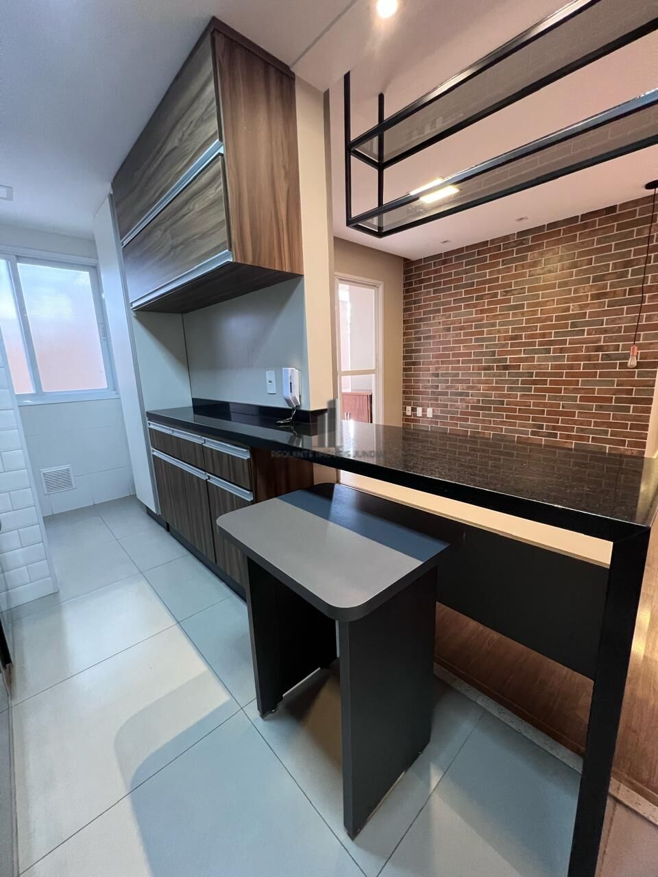 Apartamento para alugar com 2 quartos, 93m² - Foto 3