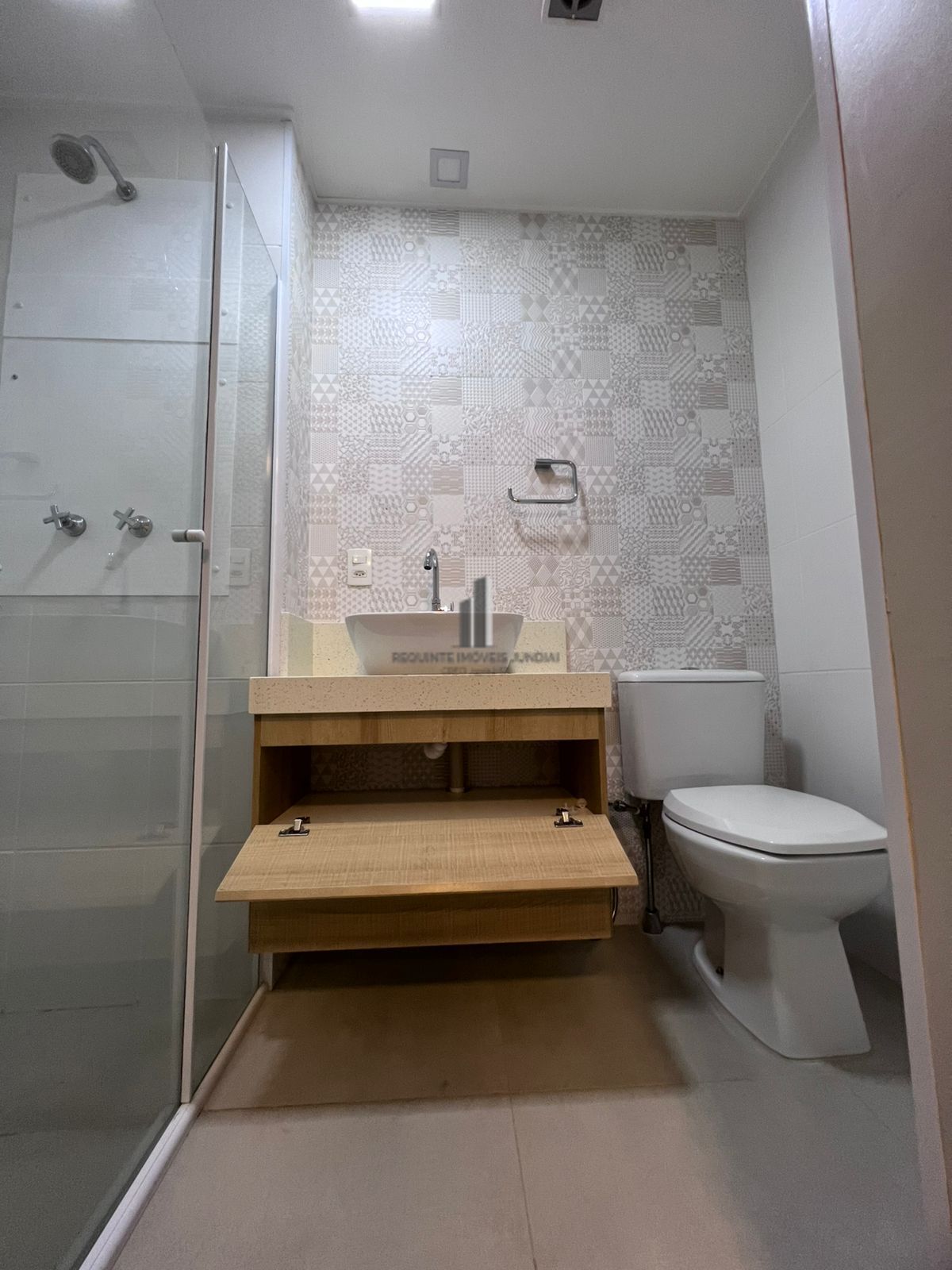 Apartamento para alugar com 2 quartos, 93m² - Foto 13