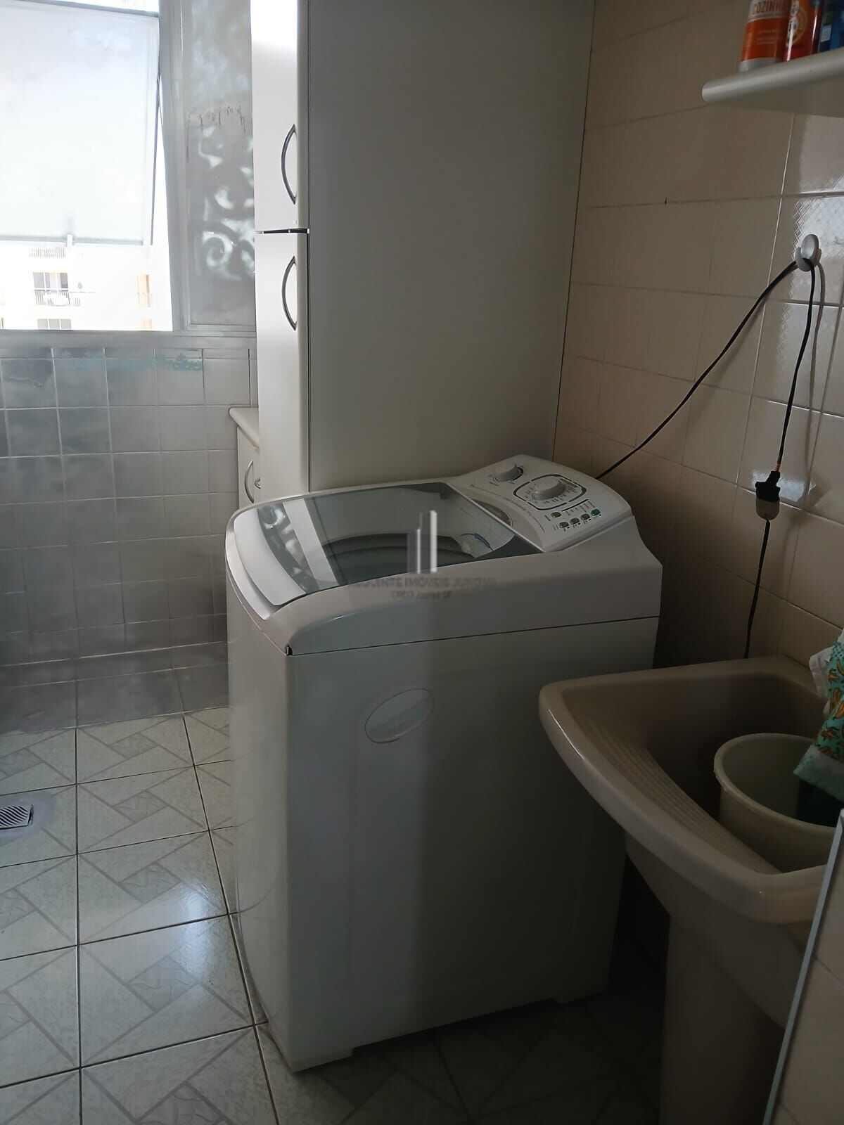 Apartamento à venda com 2 quartos, 77m² - Foto 15