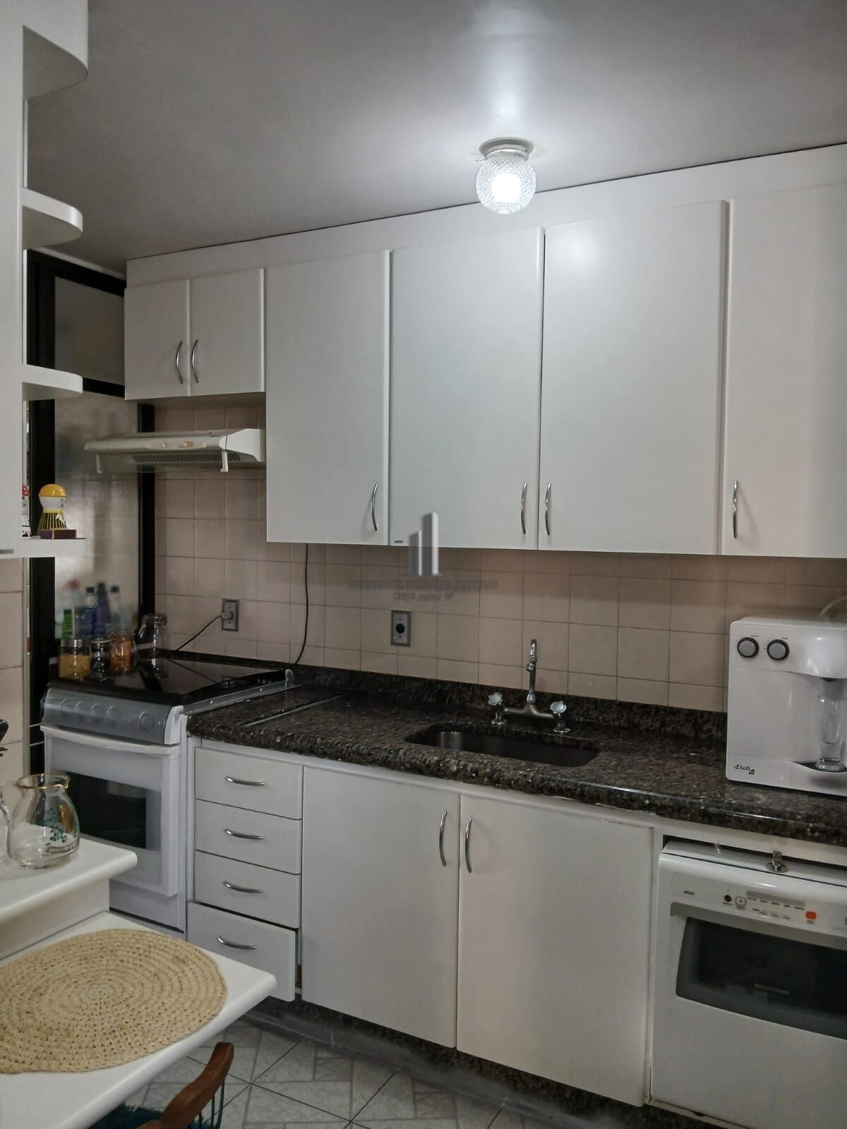 Apartamento à venda com 2 quartos, 77m² - Foto 14
