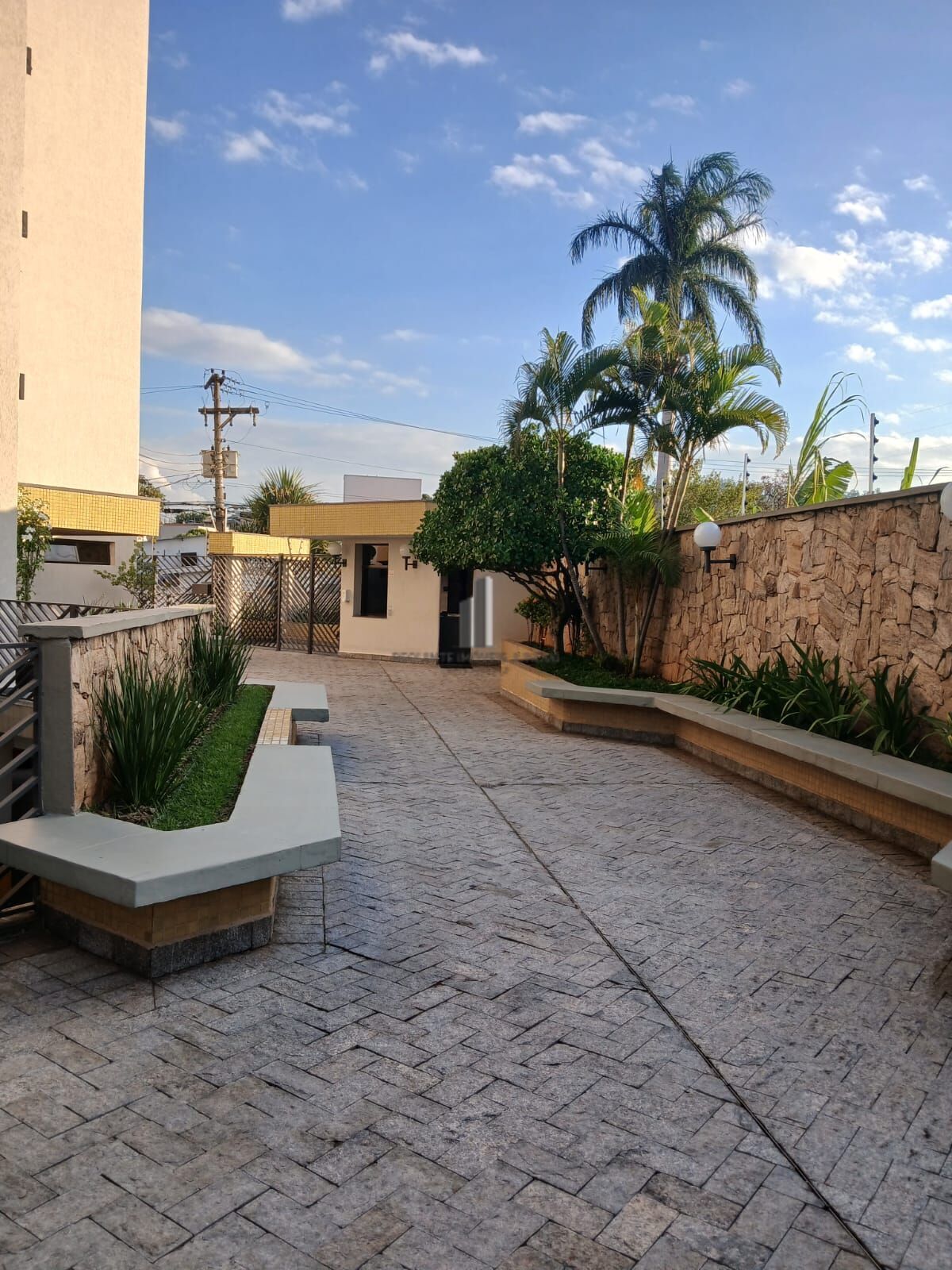 Apartamento à venda com 2 quartos, 77m² - Foto 30