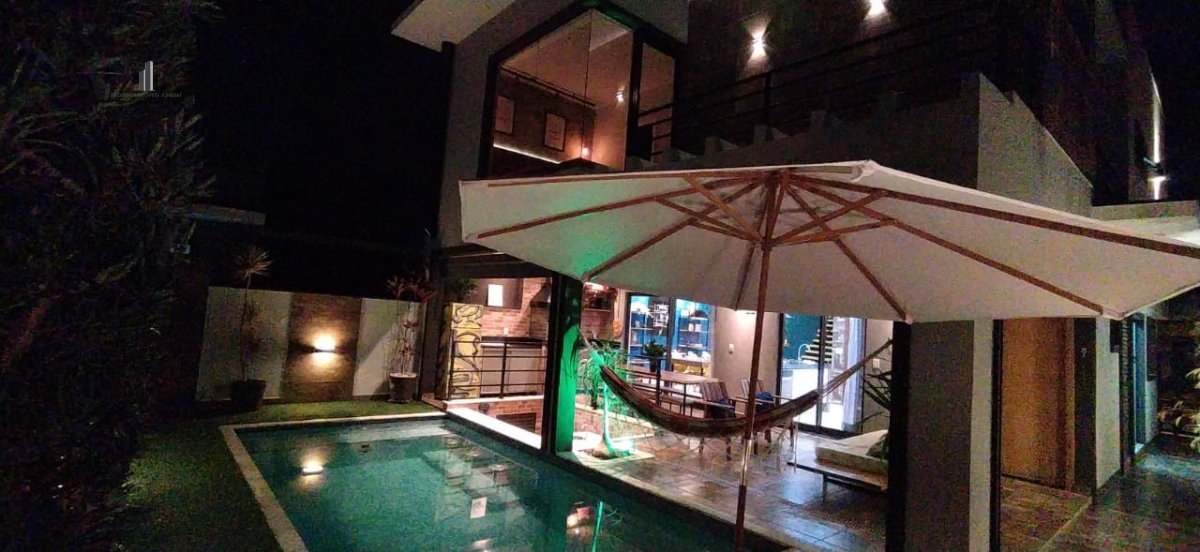 Casa de Condomínio à venda com 4 quartos, 250m² - Foto 15