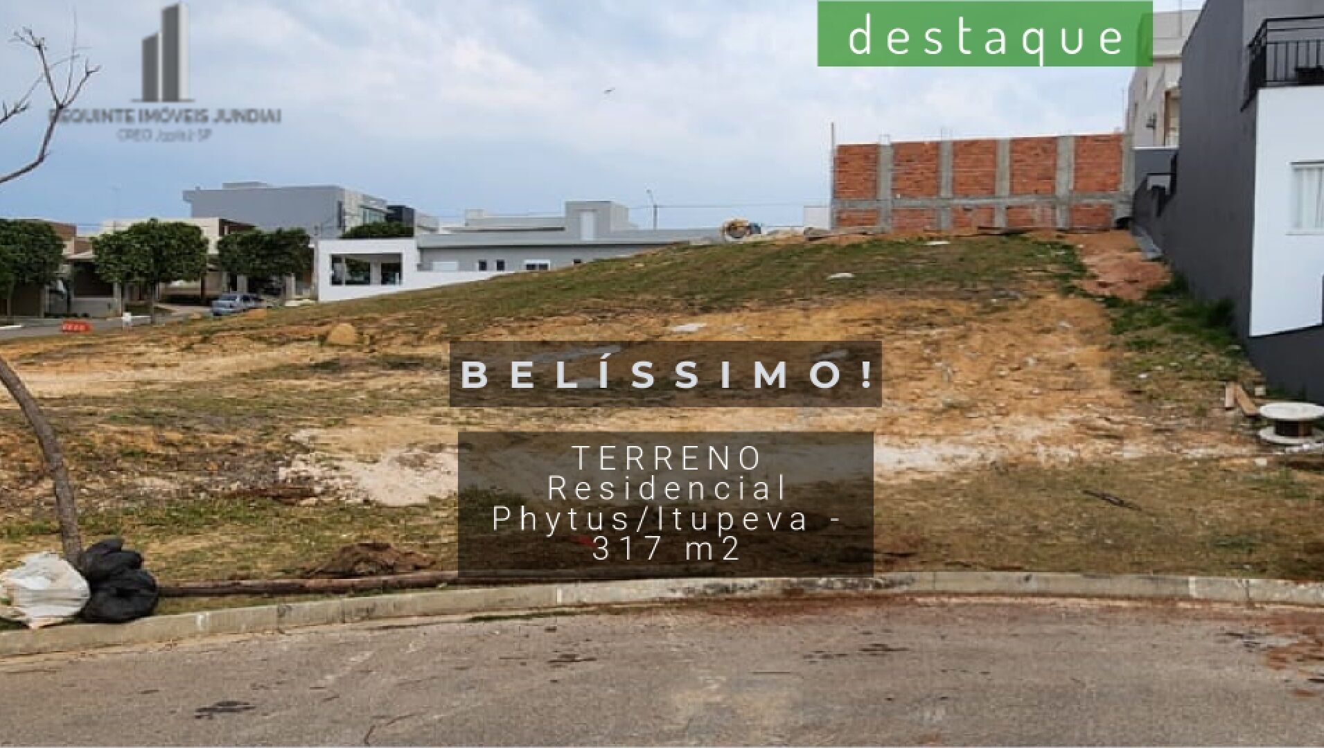 Terreno à venda, 317m² - Foto 1