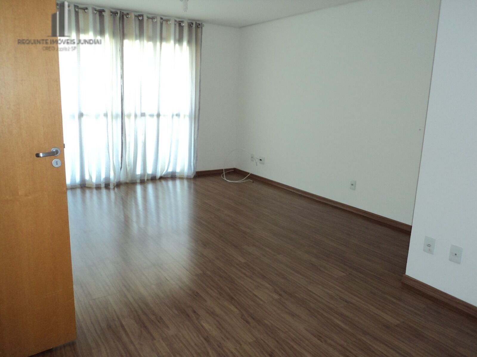 Apartamento para alugar com 3 quartos, 92m² - Foto 3