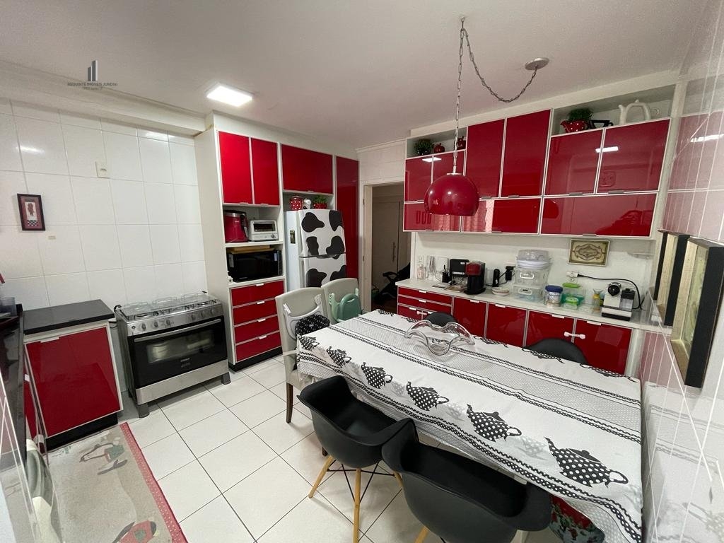 Apartamento à venda com 3 quartos, 132m² - Foto 10