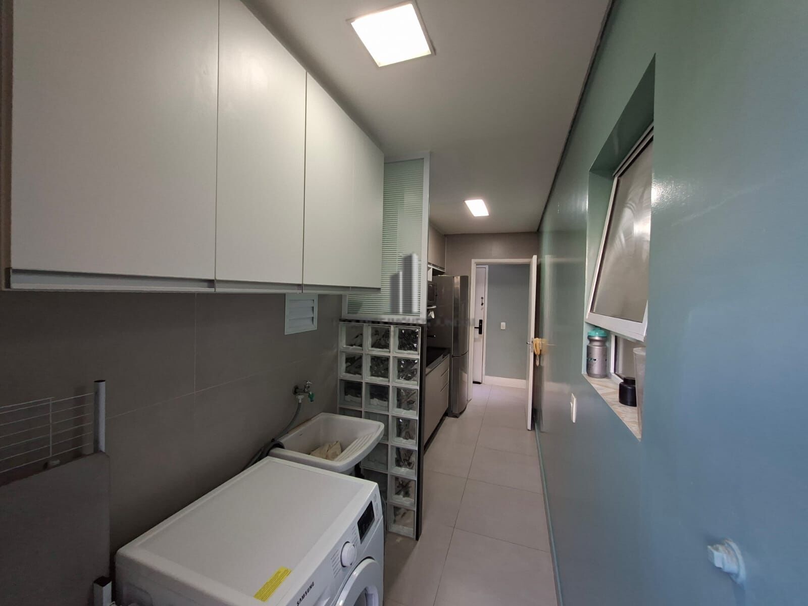 Apartamento à venda com 3 quartos, 103m² - Foto 8