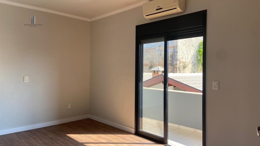 Casa à venda com 4 quartos, 400m² - Foto 10