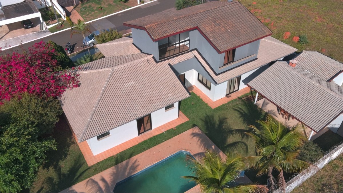 Casa à venda com 4 quartos, 400m² - Foto 4