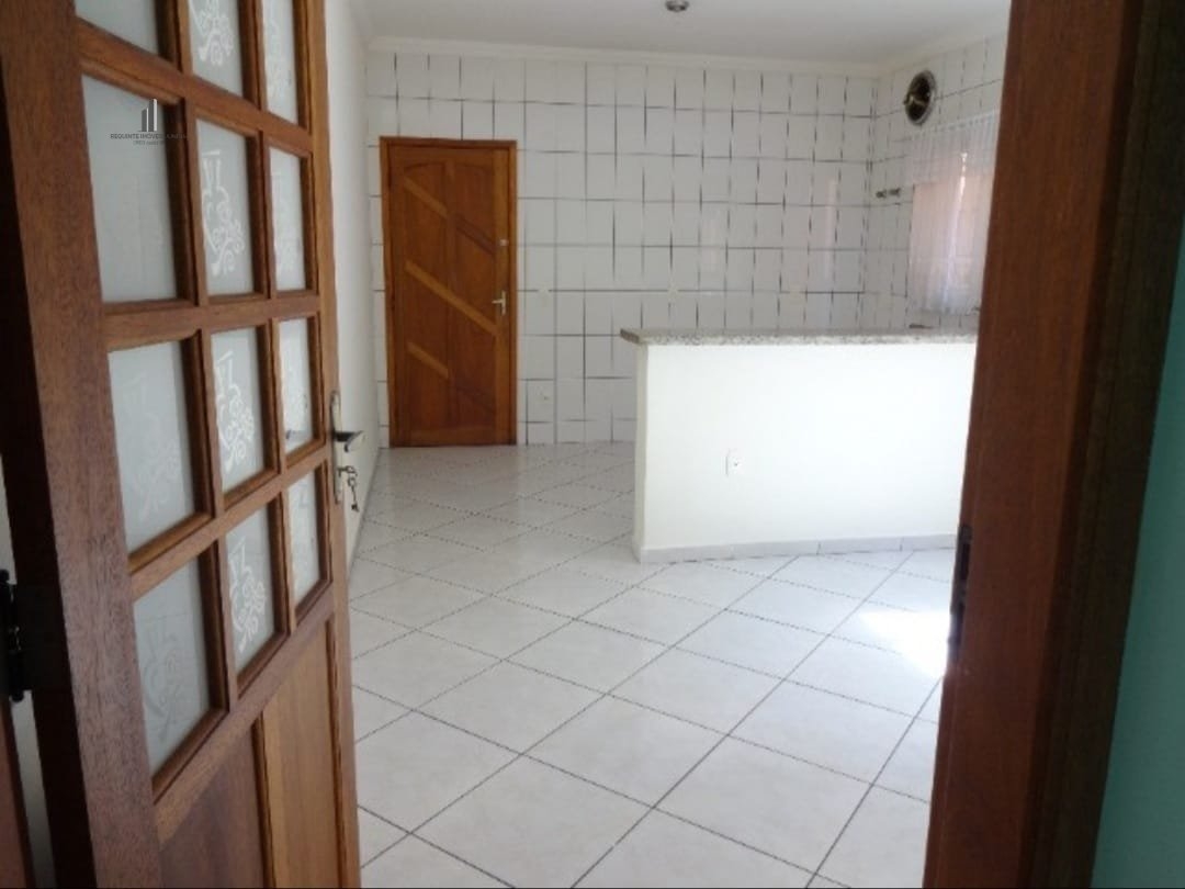 Sobrado à venda com 3 quartos, 170m² - Foto 4