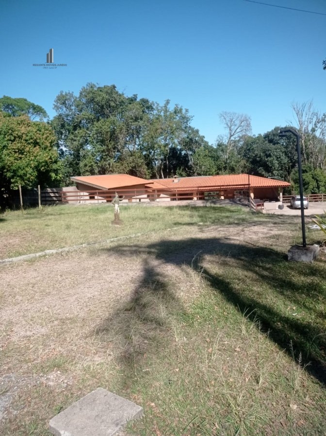 Fazenda à venda com 3 quartos, 529m² - Foto 2