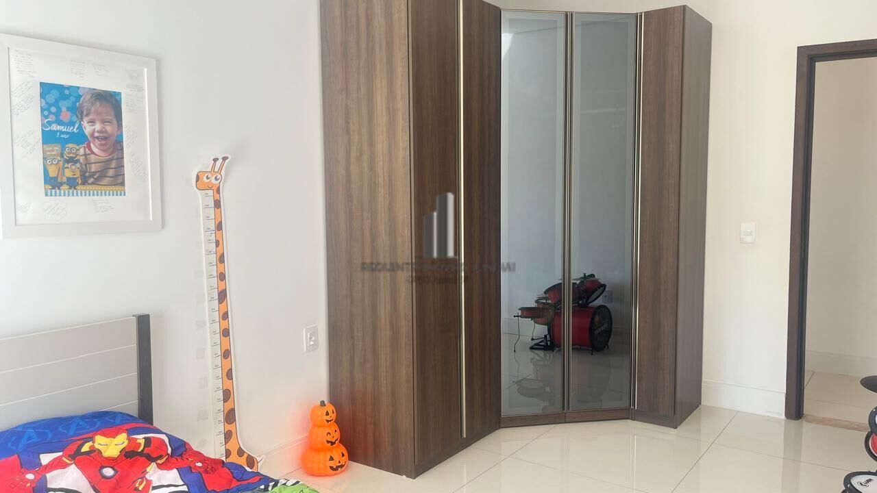 Casa de Condomínio à venda com 4 quartos, 409m² - Foto 33