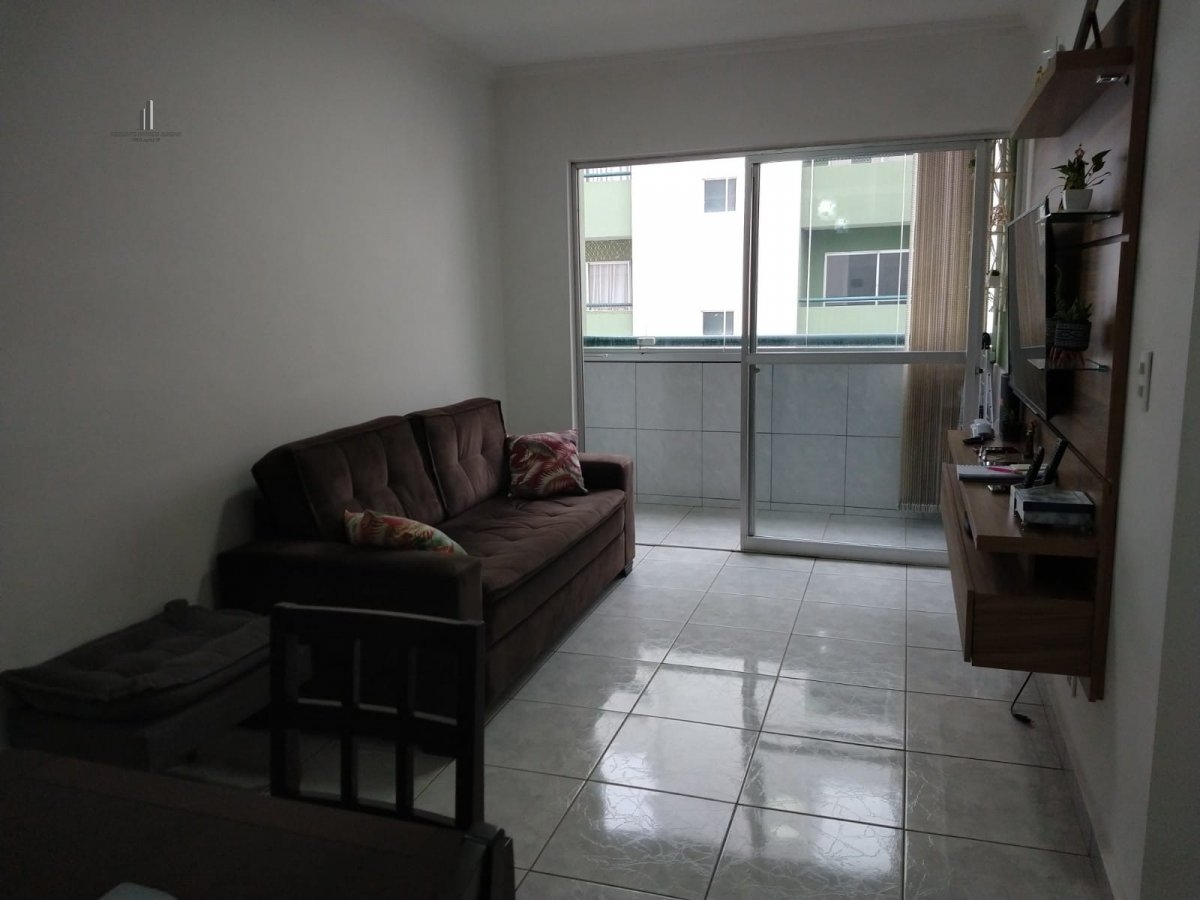 Apartamento à venda com 2 quartos, 69m² - Foto 9