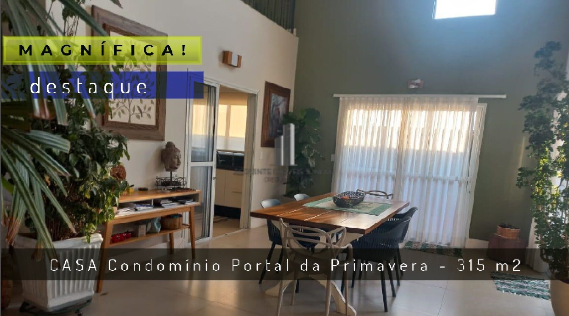 Casa de Condomínio à venda com 3 quartos, 315m² - Foto 1