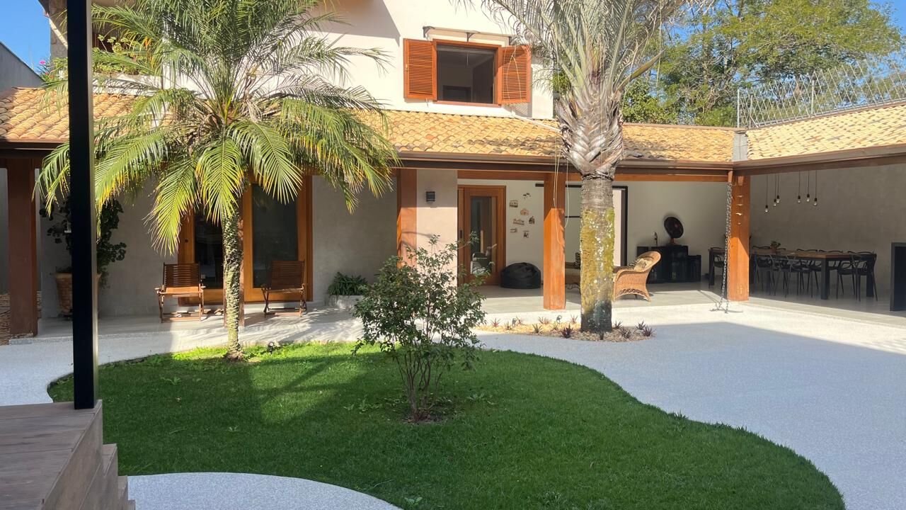 Casa de Condomínio à venda com 3 quartos, 423m² - Foto 3