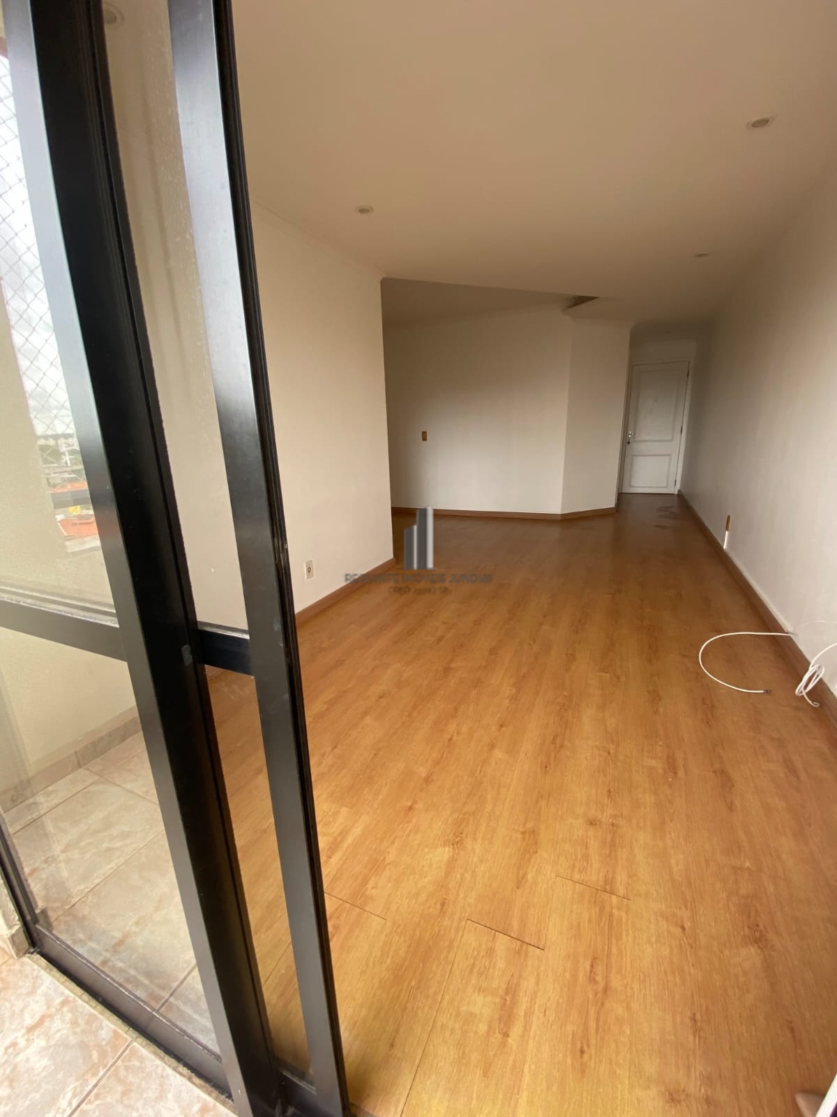 Apartamento à venda com 3 quartos, 96m² - Foto 4