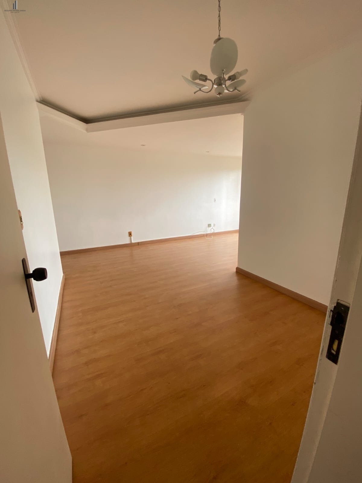 Apartamento à venda com 3 quartos, 96m² - Foto 9