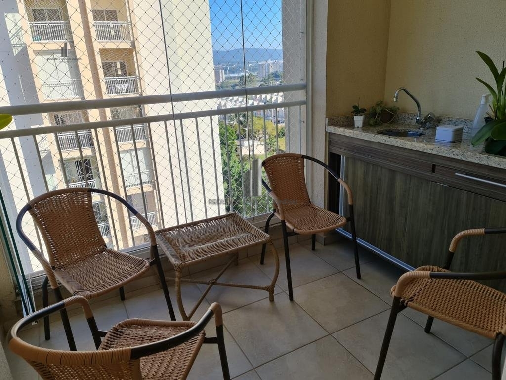 Apartamento para alugar com 2 quartos, 68m² - Foto 17