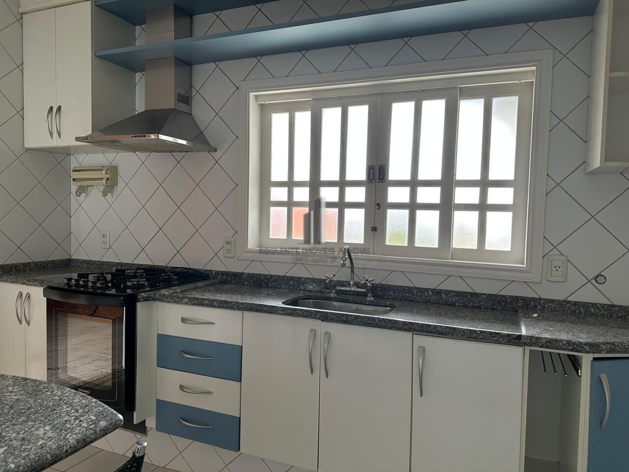 Casa, 3 quartos, 245 m² - Foto 13