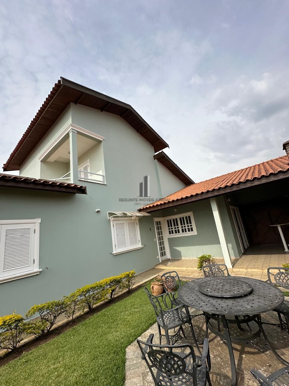 Casa, 3 quartos, 245 m² - Foto 2