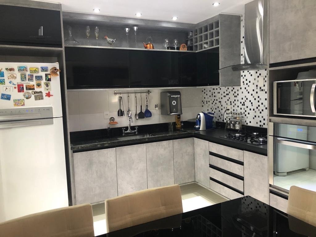 Apartamento à venda com 3 quartos, 110m² - Foto 12