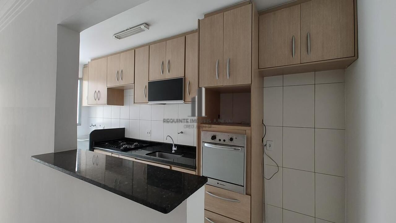 Apartamento à venda com 2 quartos, 62m² - Foto 4