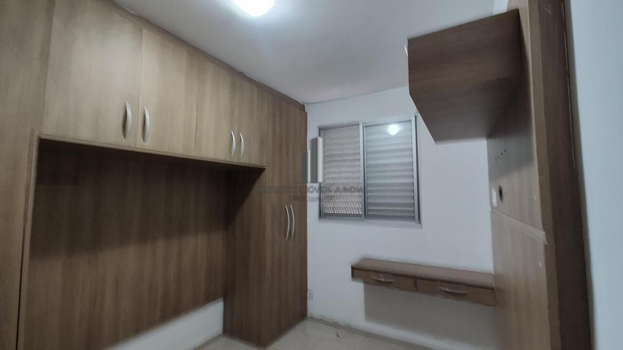 Apartamento à venda com 2 quartos, 62m² - Foto 12