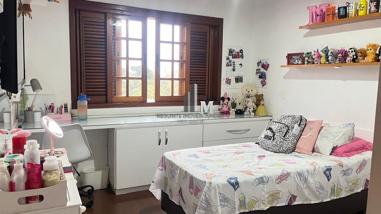 Casa à venda com 3 quartos, 285m² - Foto 10