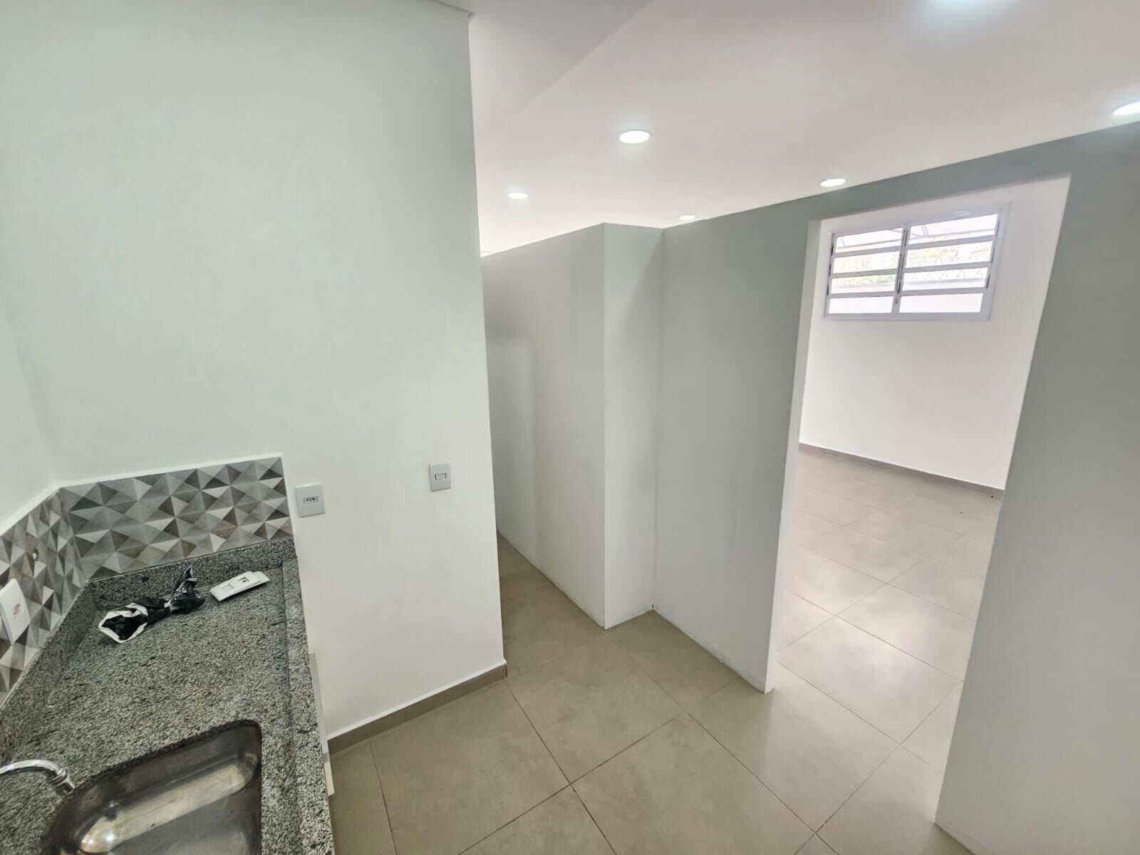 Loja-Salão para alugar, 60m² - Foto 6