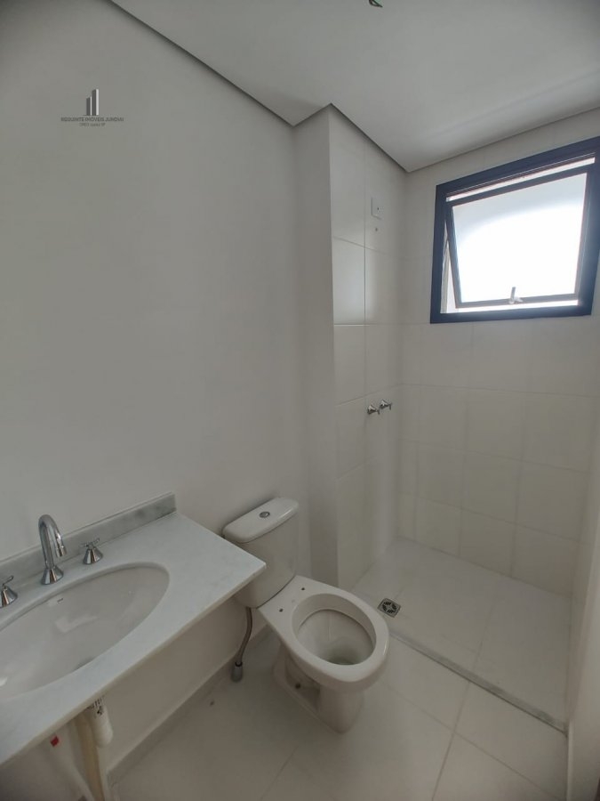 Apartamento à venda com 2 quartos, 64m² - Foto 25