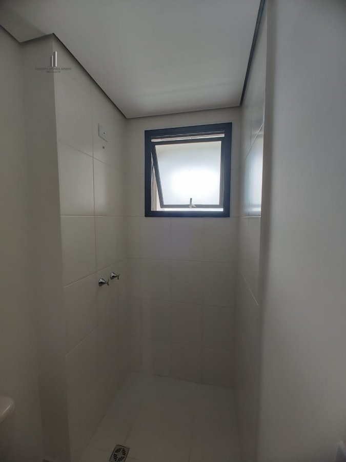 Apartamento à venda com 2 quartos, 64m² - Foto 23