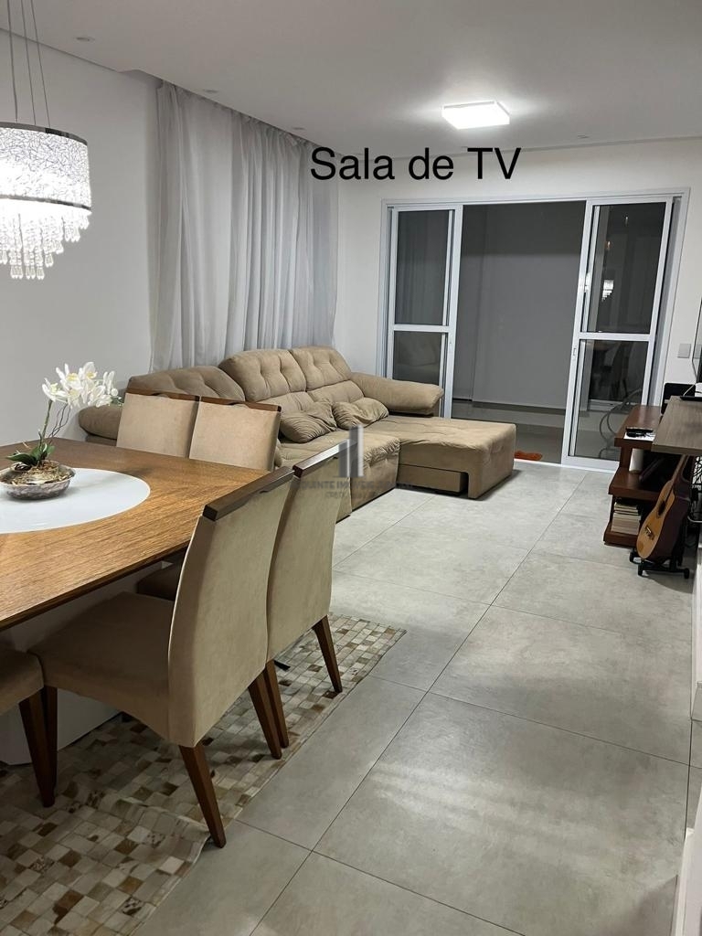 Apartamento à venda com 3 quartos, 130m² - Foto 3