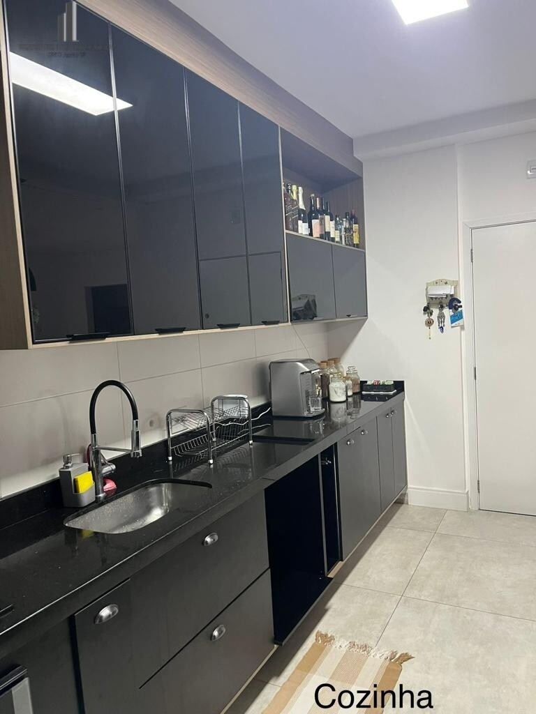 Apartamento à venda com 3 quartos, 130m² - Foto 10