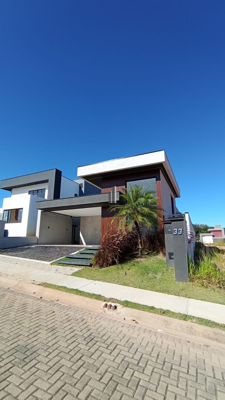Casa de Condomínio à venda com 3 quartos, 181m² - Foto 2