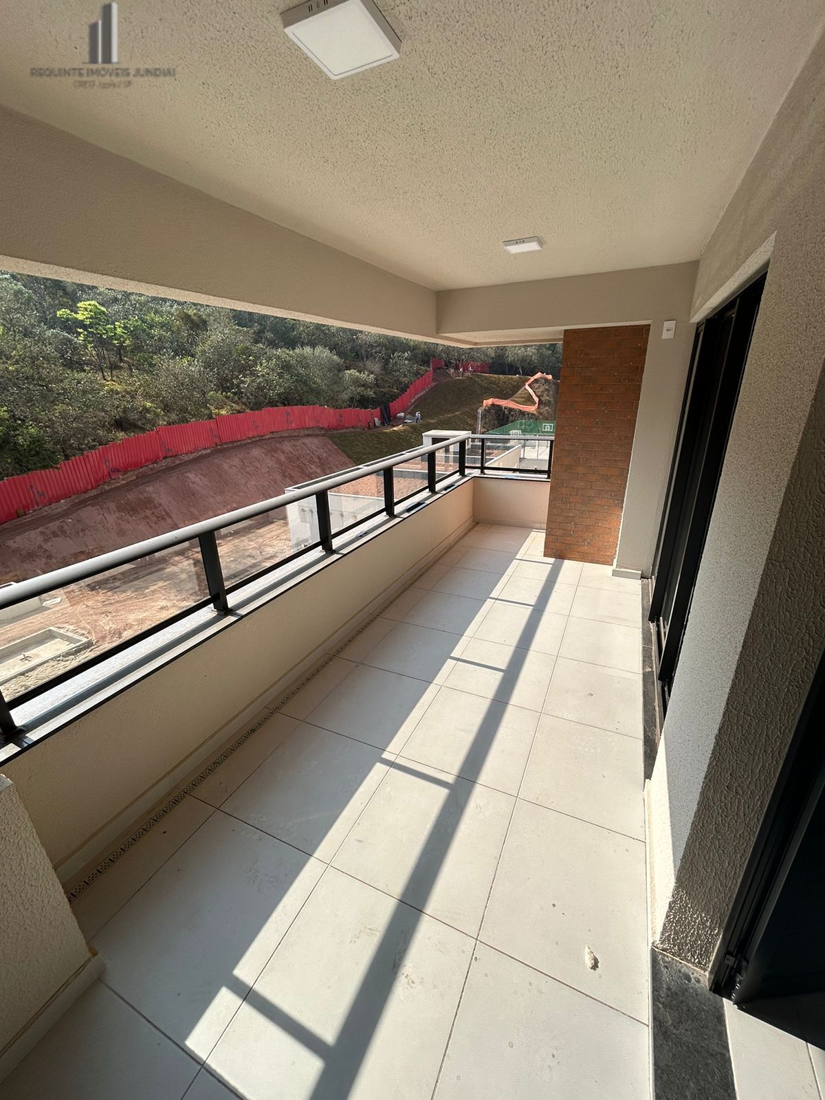 Apartamento à venda com 3 quartos, 95m² - Foto 5